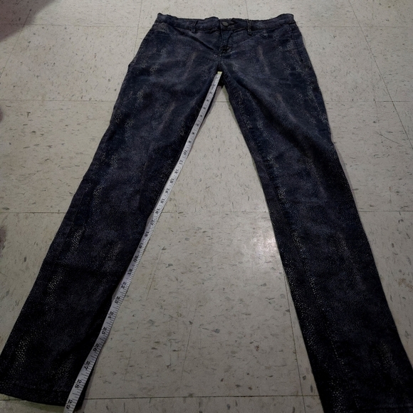 Calvin Klein | Grey Snake Skin Pattern Women's Jeans - Picture 12 of 12